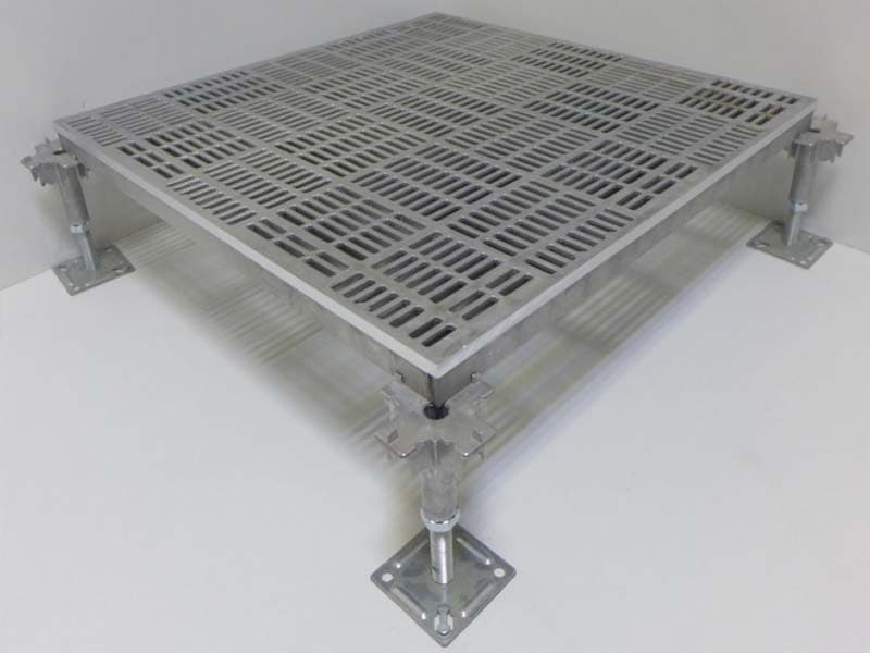PLANCHER EN ALUMINIUM MOULÉ